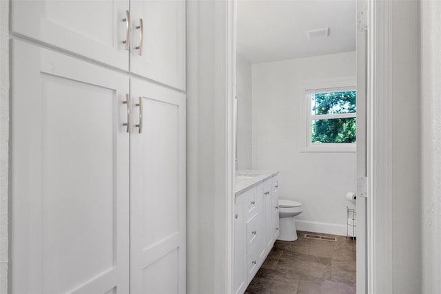 3501 Alta Vista Dr, Waco, TX 76706 - bathroom with vanity and stone finish floors