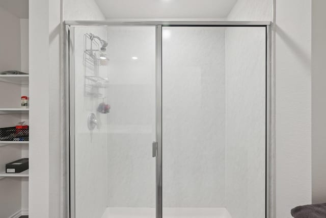 288 Thoroughbred St, Waxahachie, TX 75165 - bathroom featuring a stall shower