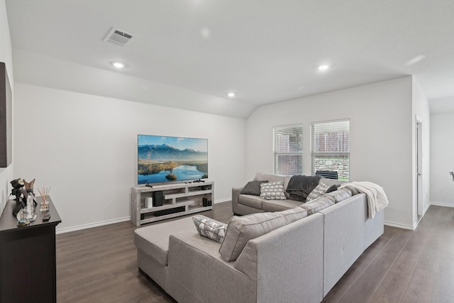 288 Thoroughbred St, Waxahachie, TX 75165 - living area featuring dark wood-style floors, recessed lighting, and vaulted ceiling