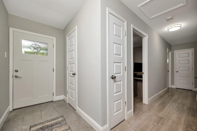 5125 Susan Lee Ln, North Richland Hills, TX 76180 - entrance foyer featuring baseboards