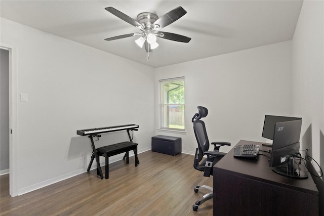 3122 Old Orchard Rd, Garland, TX 75041 - home office featuring light wood-style floors and a ceiling fan