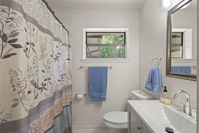 3122 Old Orchard Rd, Garland, TX 75041 - full bath with vanity and a shower with curtain