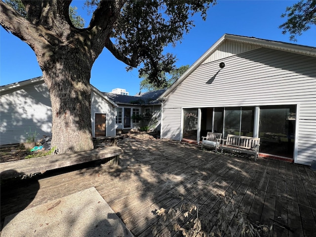 2928 Pine Ave, Waco, TX 76708 - view of wooden deck