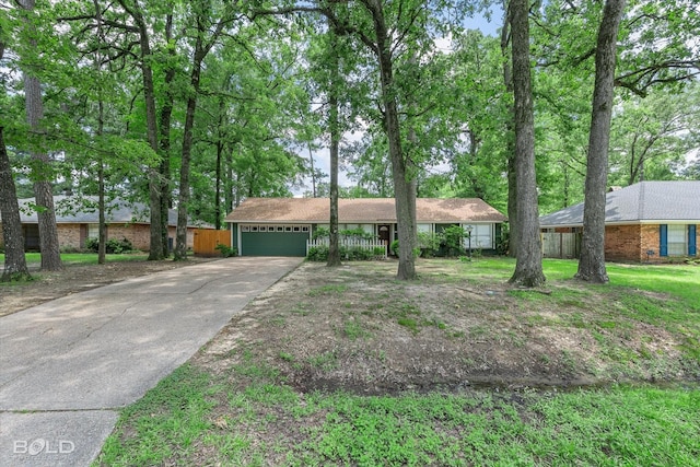 110 Elmview Ln, Haughton, LA 71037 - single story home with a garage and concrete driveway