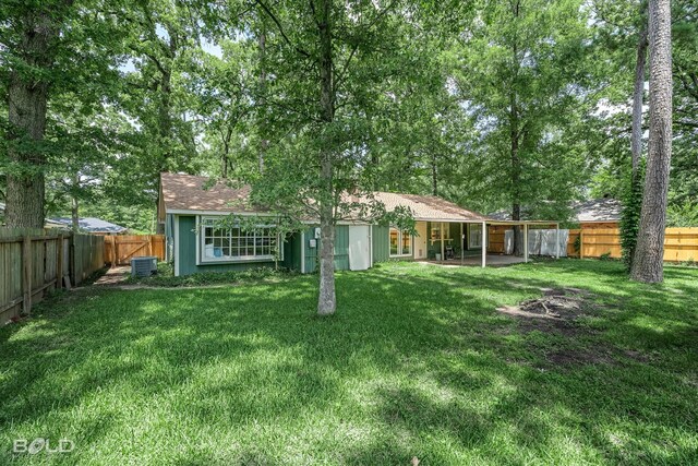 110 Elmview Ln, Haughton, LA 71037 - back of house featuring a fenced backyard