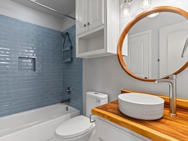 830 Cemetery Rd, Decatur, TX 76234 - full bath featuring bathtub / shower combination and vanity