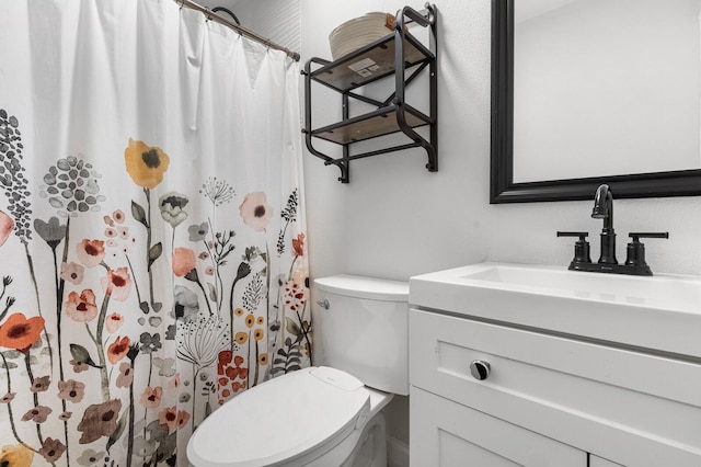 1204 Maxfield St, Bellmead, TX 76705 - full bath with vanity and a shower with curtain