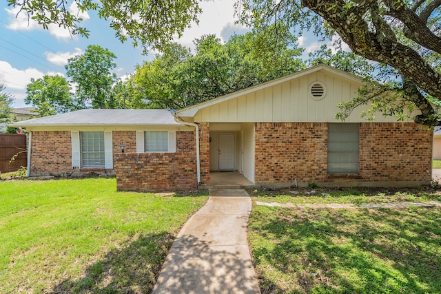 5209 Wolens Way, Fort Worth, TX 76133 - ranch-style home featuring brick siding
