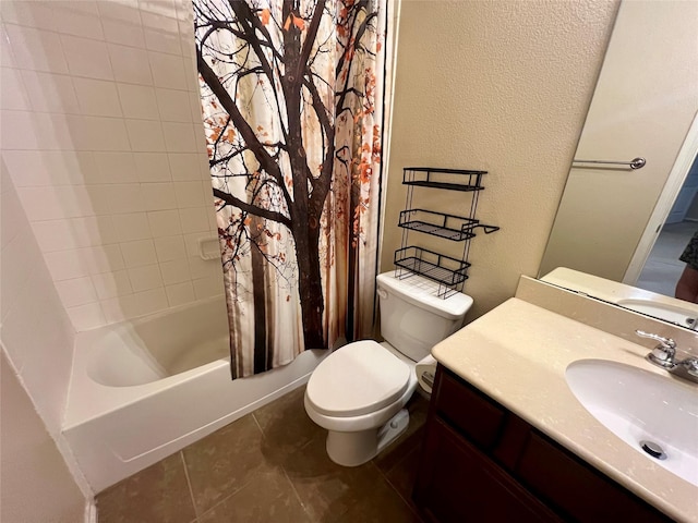 484 Harding Ln, Lavon, TX 75166 - full bath featuring a textured wall, vanity, tile patterned flooring, and shower / tub combo with curtain