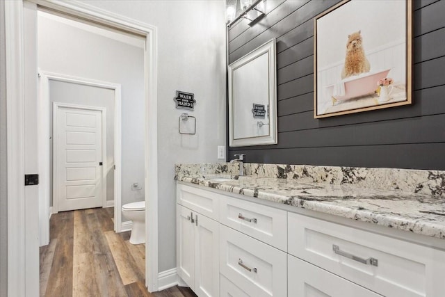 400 Wycliff Dr, China Spring, TX 76633 - bathroom with vanity and wood finished floors