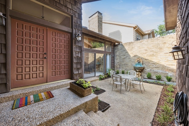 6250 Twin Oaks Cir, Dallas, TX 75240 - view of patio featuring outdoor dining space