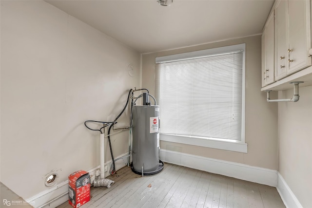538 Dalzell St, Shreveport, LA 71104 - utilities featuring electric water heater