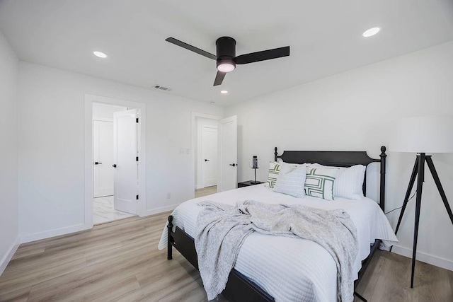 2504 Guilford Rd, Fort Worth, TX 76107 - bedroom featuring wood finished floors, recessed lighting, and a ceiling fan