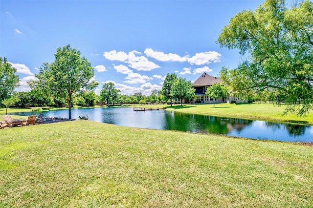 800 Manor Dr, Argyle, TX 76226 - water view