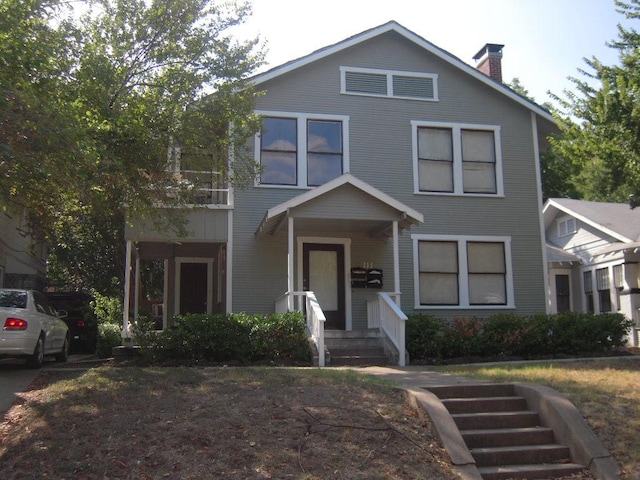 111 N Winnetka Ave, Dallas, TX 75208 - view of front of property with a chimney