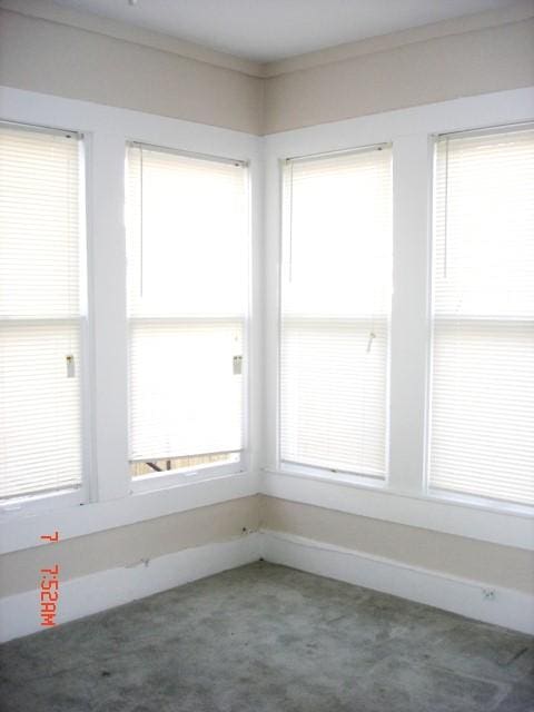 111 N Winnetka Ave, Dallas, TX 75208 - unfurnished sunroom with plenty of natural light