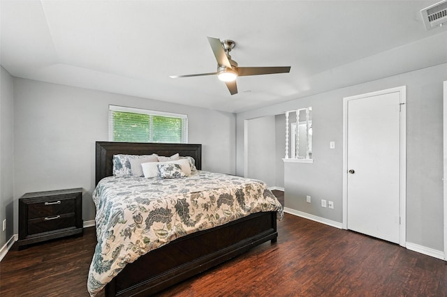 826 E Cherry St, Duncanville, TX 75116 - bedroom featuring dark wood finished floors and a ceiling fan