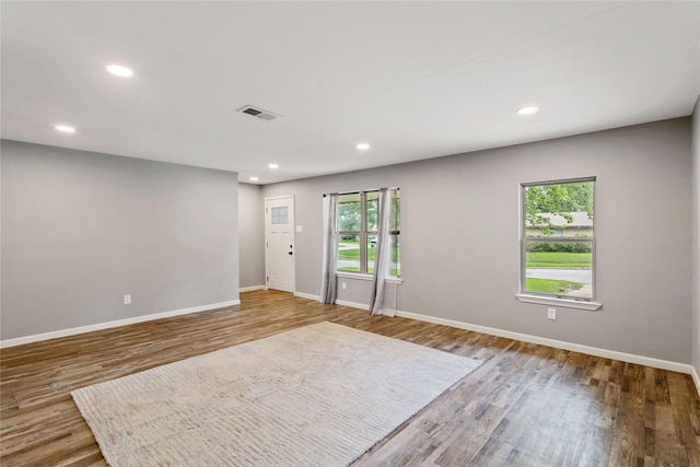 2628 Belhaven Dr, Mesquite, TX 75150 - unfurnished room with wood finished floors and recessed lighting