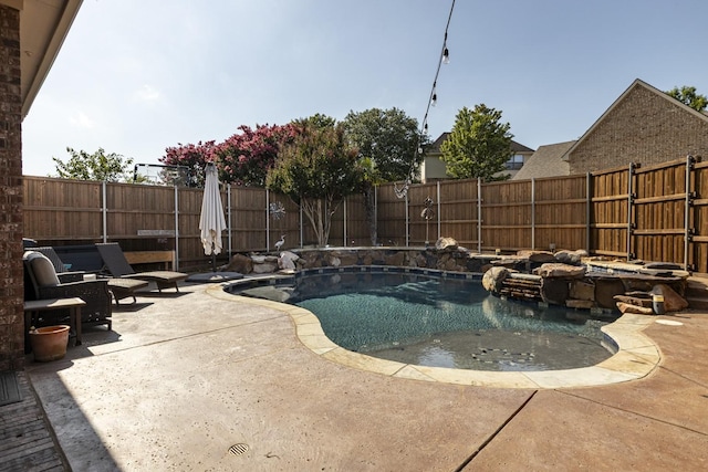 1970 Lake Forest Dr, Rockwall, TX 75087 - view of pool featuring a fenced backyard and a patio