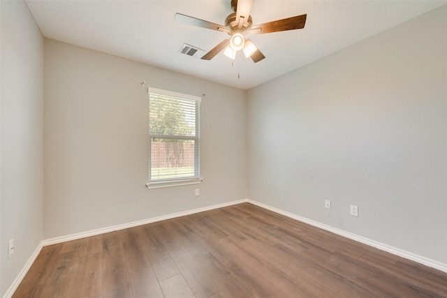 3016 Bryce Dr, Wylie, TX 75098 - empty room featuring dark wood finished floors and a ceiling fan