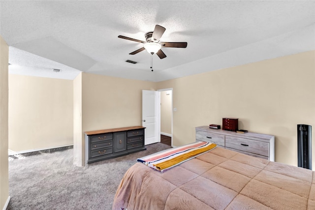 7612 Creekmoore Dr, Fort Worth, TX 76133 - bedroom featuring carpet flooring, a textured ceiling, and a ceiling fan