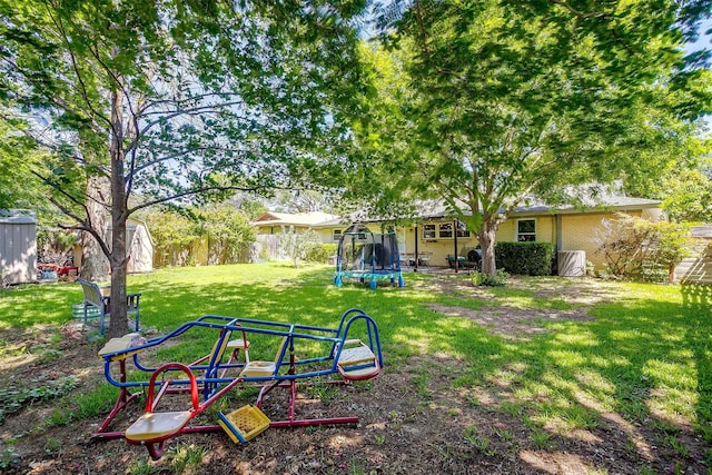 2805 Sadler Ave, Fort Worth, TX 76133 - view of yard featuring a trampoline