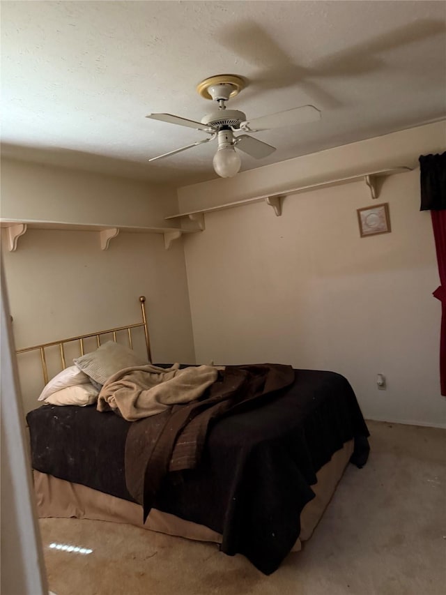 2312 Warm Springs Rd, Mesquite, TX 75149 - bedroom with ceiling fan and light colored carpet
