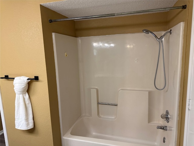 928 Rosebud Dr, Azle, TX 76020 - full bathroom featuring shower / bathtub combination