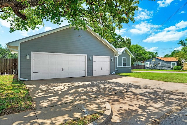 411 Harcourt St, Weatherford, TX 76086 - view of front facade