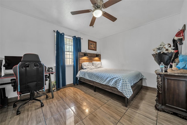 6354 Cinnamon Oaks, Dallas, TX 75241 - bedroom featuring an office area and a ceiling fan