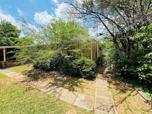 380 NE 32nd St, Paris, TX 75460 - view of yard