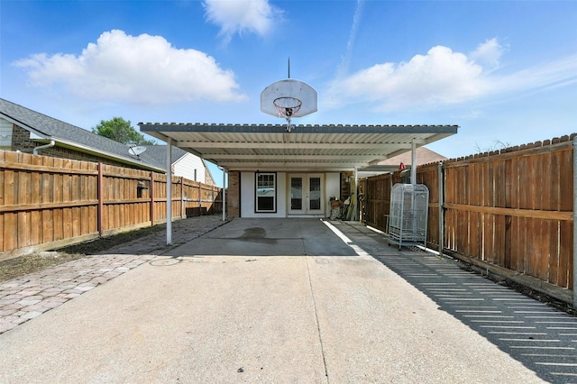 1708 Hutchinson St, Mesquite, TX 75150 - view of property featuring driveway
