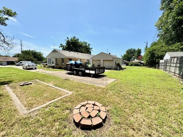 2025 16th St, Garland, TX 75041 - view of yard
