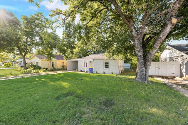 542 S Redford Ln, White Settlement, TX 76108 - view of yard