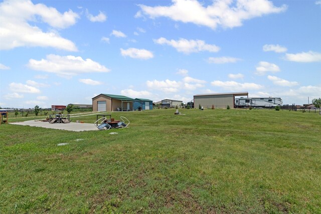 104 Knoll Ln, Decatur, TX 76234 - view of green lawn featuring a garage