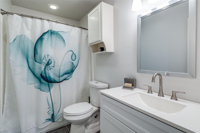 9707 Highland View Dr, Dallas, TX 75238 - bathroom featuring vanity, recessed lighting, and a shower with curtain