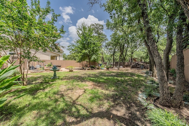 2057 Breezywood Dr, Flower Mound, TX 75022 - view of fenced backyard