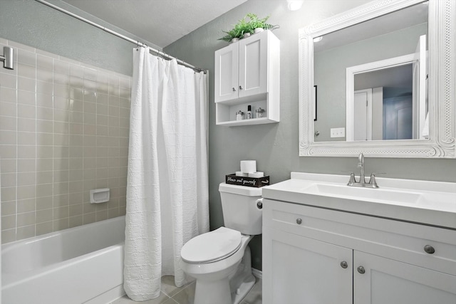 4201 Blackwillow Dr, Mesquite, TX 75150 - bathroom featuring vanity and shower / bath combo with shower curtain