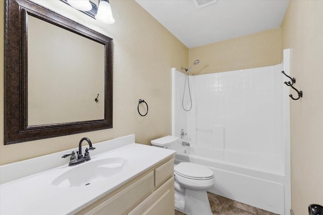 5521 Alta Verde Cir, Arlington, TX 76017 - full bathroom featuring vanity and shower / bathtub combination
