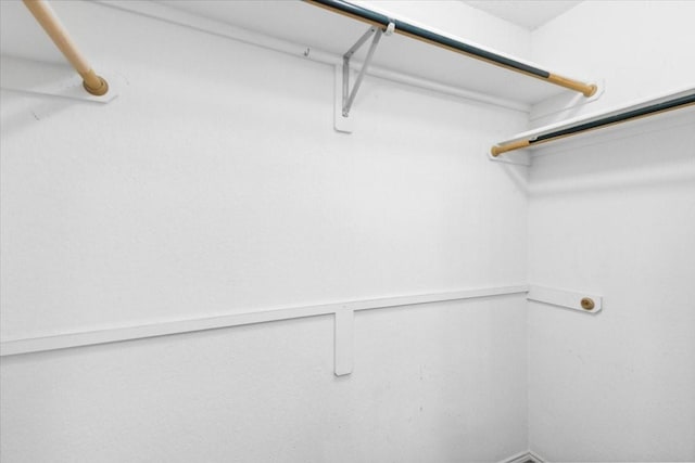 5521 Alta Verde Cir, Arlington, TX 76017 - view of walk in closet