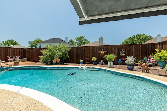 874 Havenbrook Dr, Arlington, TX 76001 - view of swimming pool with a fenced backyard