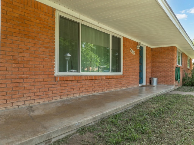 2333 Hermanson Dr, Waco, TX 76710 - view of side of home featuring brick siding