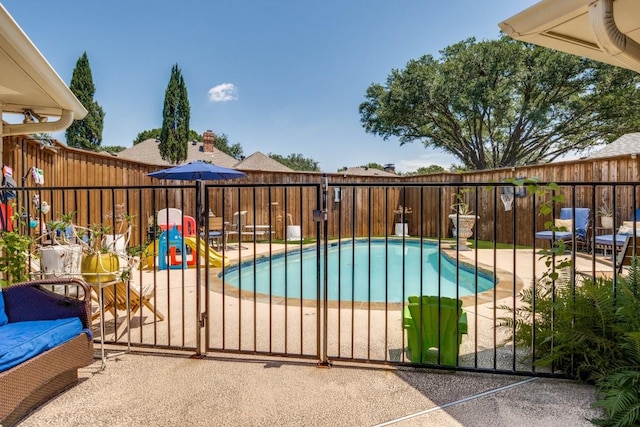 6211 White Rose Trl, Dallas, TX 75248 - view of pool with a patio