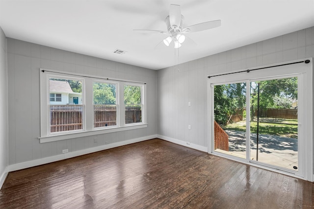 2700 Ethel Ave, Waco, TX 76707 - unfurnished room featuring wood finished floors and ceiling fan
