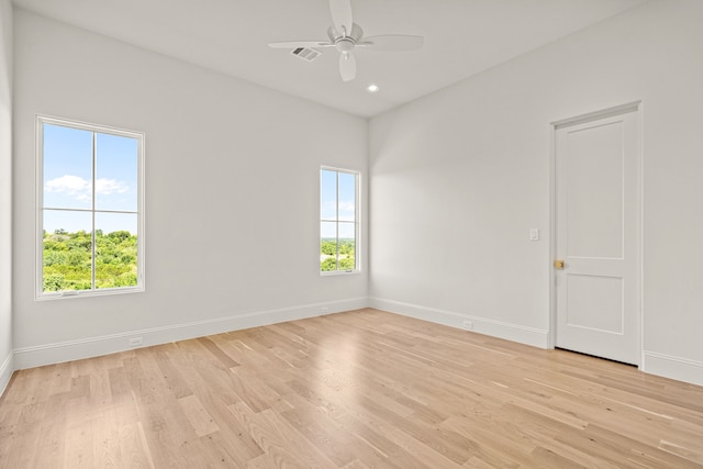 4532 Terroir Dr, Fort Worth, TX 76126 - unfurnished room featuring healthy amount of natural light, light wood finished floors, a ceiling fan, and recessed lighting