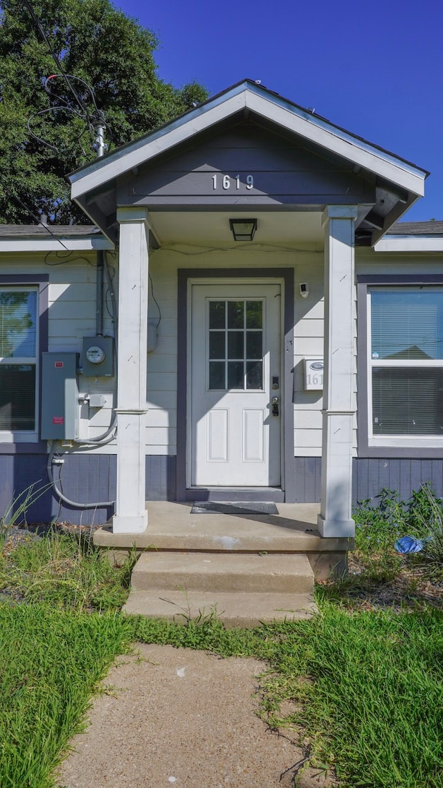 1619 Baylor Ave, Waco, TX 76706 - entrance to property