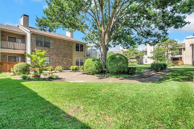 4748 Old Bent Tree Ln Unit 701, Dallas, TX 75287 - view of green lawn