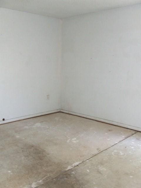 1729 Lindy Ln, Irving, TX 75060 - view of unfurnished room