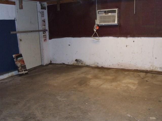 1729 Lindy Ln, Irving, TX 75060 - basement featuring an AC wall unit