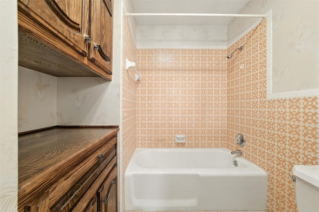 7220 Tucker Dr, Weatherford, TX 76085 - full bathroom with  shower combination and toilet